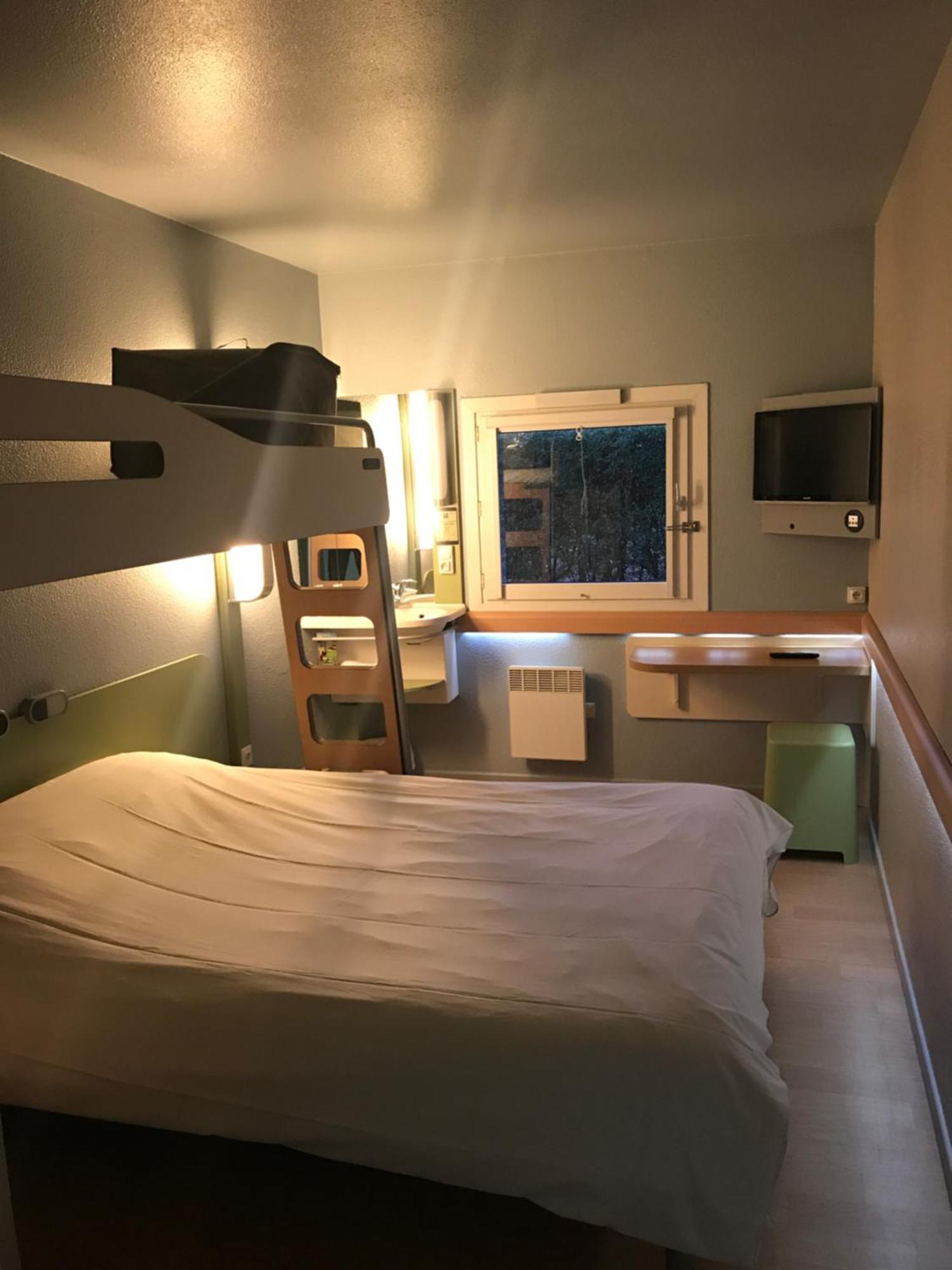 Ibis Budget L'Isle Adam Exterior photo